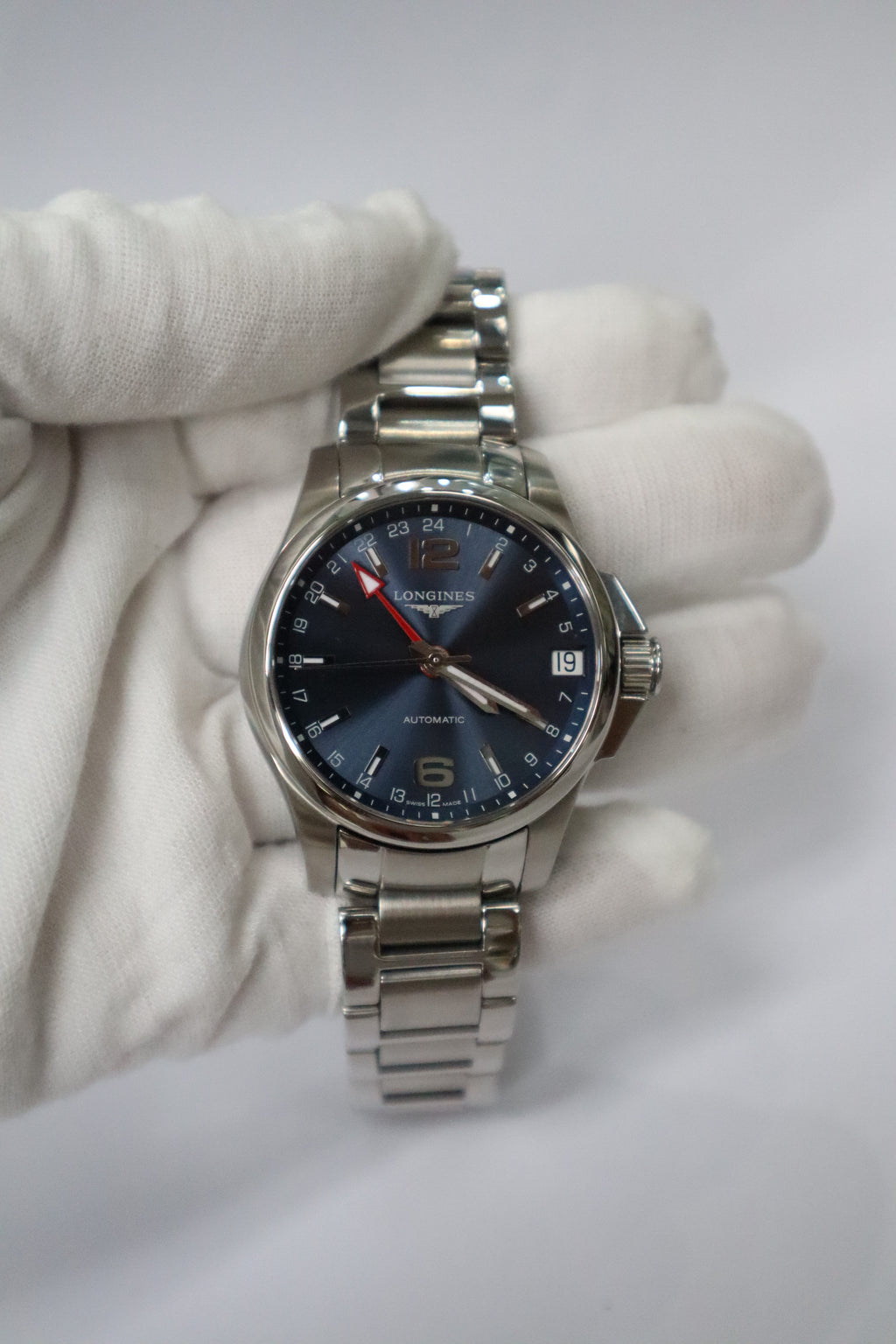 Longines Conquest GMT.