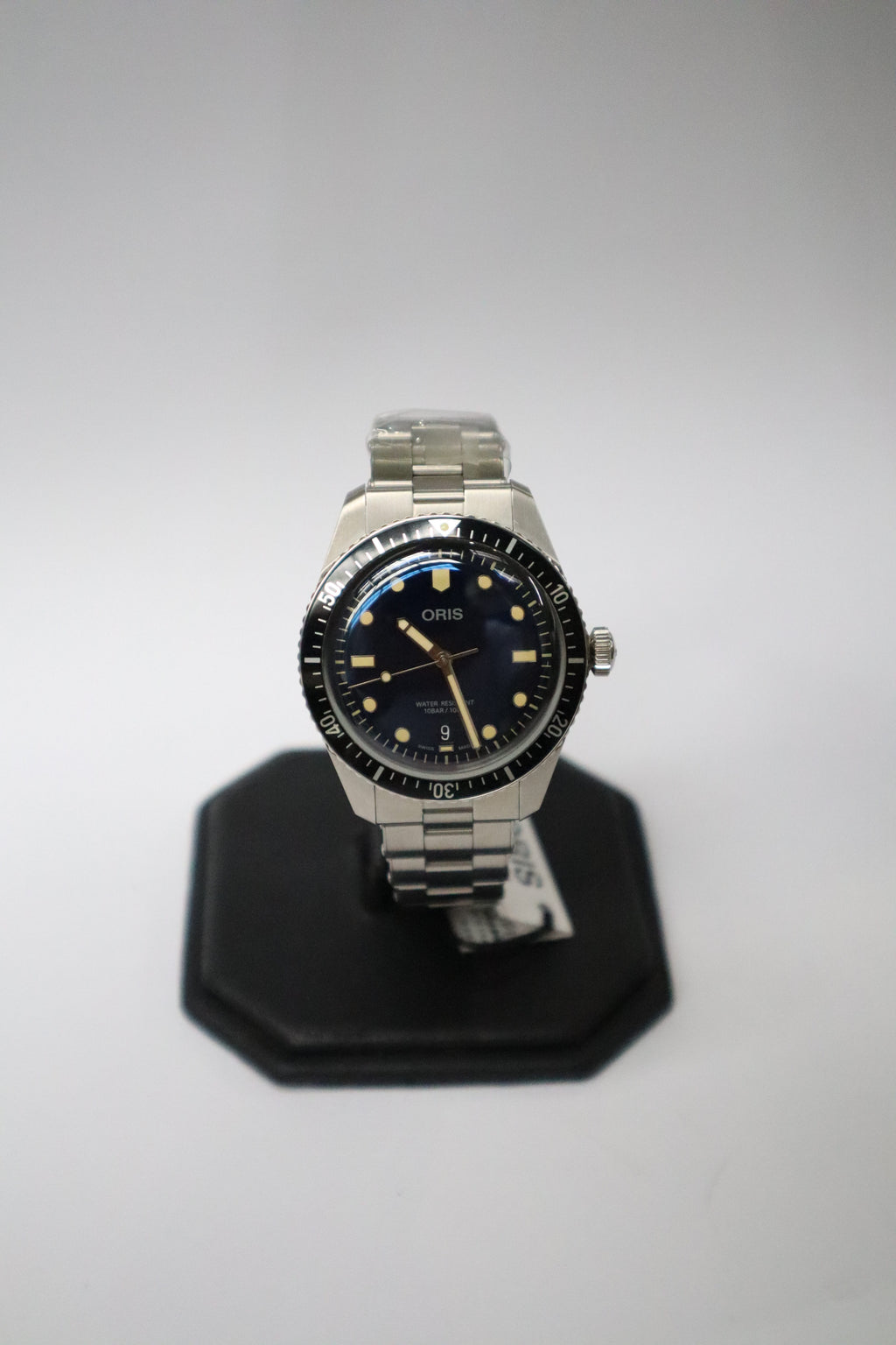 Oris Divers Sixty-Five.