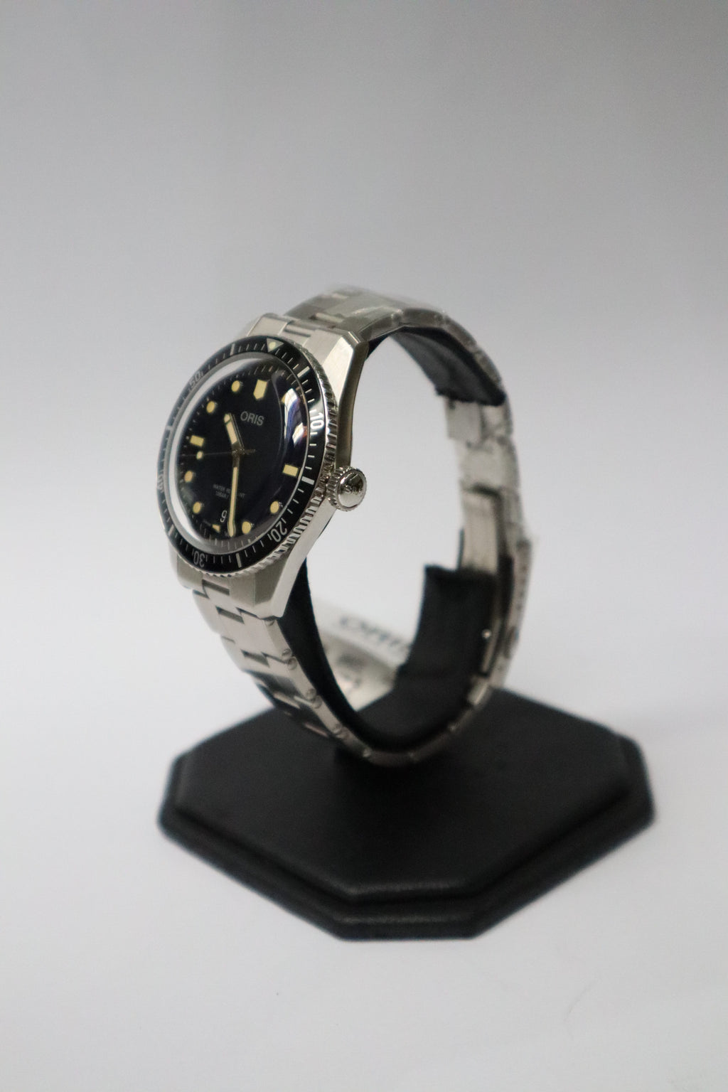 Oris Divers Sixty-Five.